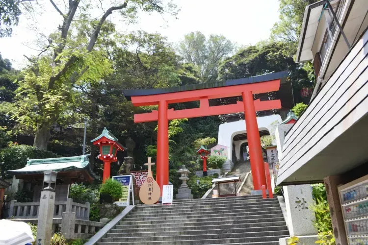 第9話で結束バンドが訪れる江の島の神社 — 江島神社(中津宮) - 現地撮影写真 2