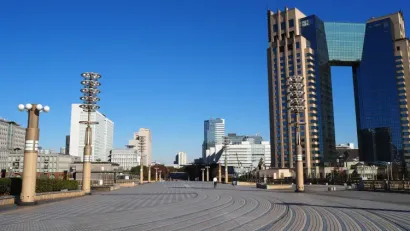 石塚陽二（小柳友）が恋人・彩（大西礼芳）にプロポーズした青海の橋 — 夢の大橋 - 写真 2