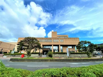 秦野小夜子が相談員を務める市役所 — 伊勢原市役所 - 写真 3
